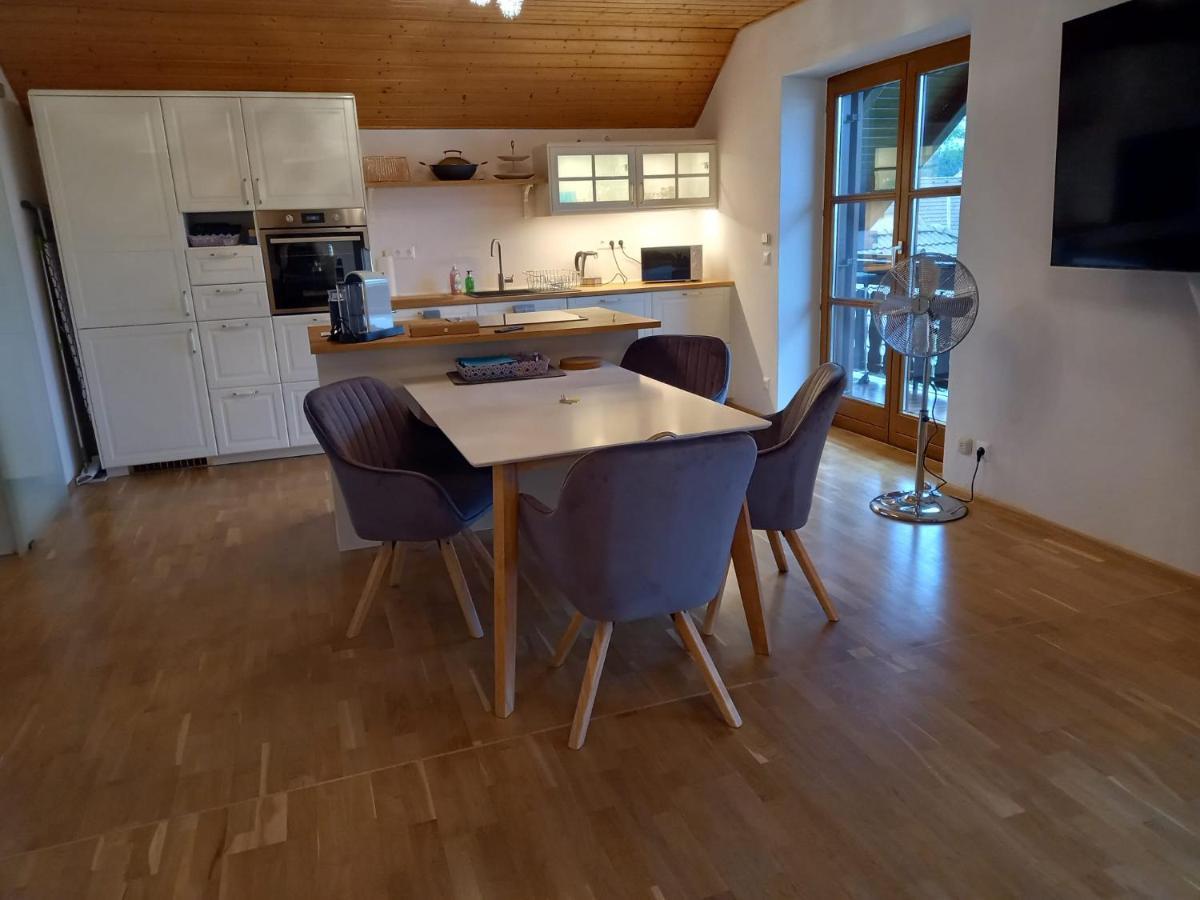 Hide-Away Corinna Drobollach am Faakersee Exterior foto
